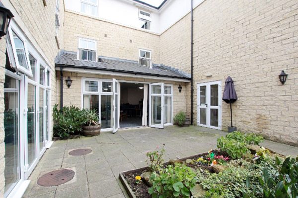 sherrington-house-bradford-courtyard