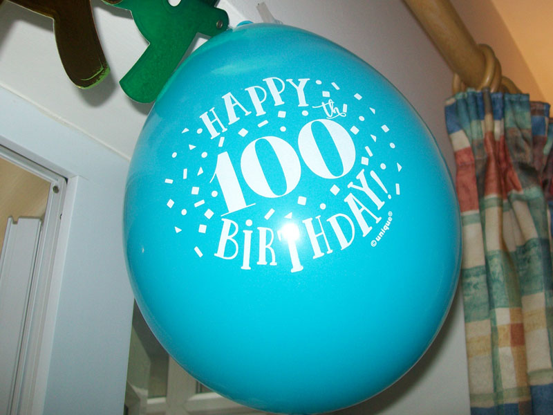100-birthday-balloon