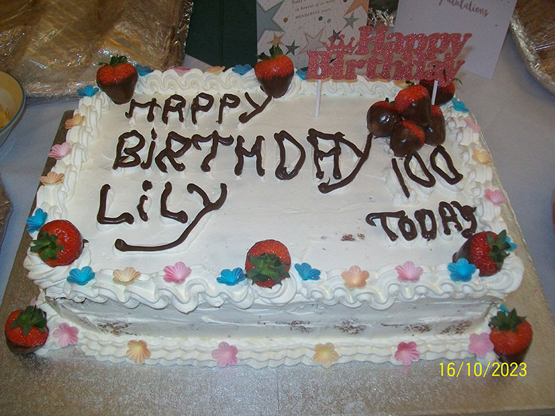Lily-100-Birthday-Cake