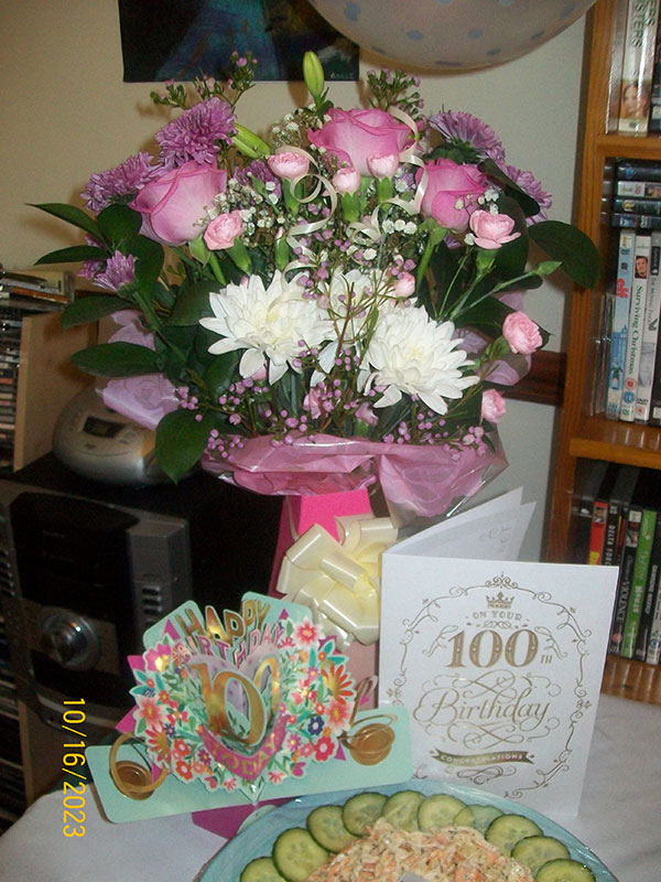 Lily-100th-Birthday-Card-Flowers