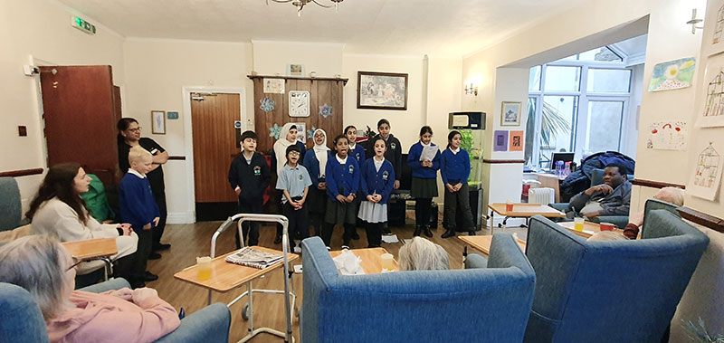 st-philips-school-choir-visit08