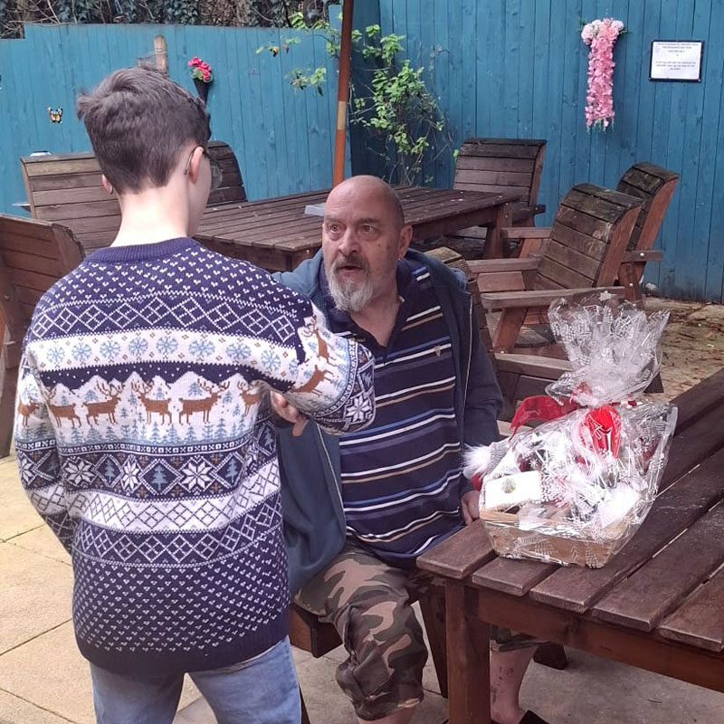 Zachary-Christmas-Hamper-Donation05 Zachary-Christmas-Hamper-Donation05